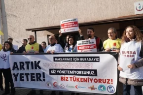 Bursada sağlık emekçileri hakları için sokakta