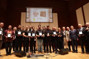 İzmirde Bilgisayarla Beste Yarışması finali yapıldı