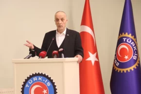 TÜRK-İŞ Çalışma Hukuku Buluşmaları sempozyumunu düzenledi