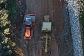 Bursa Gemlikte yol yenileme çalışmaları hızlandı