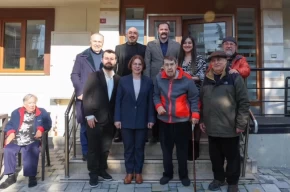 İstanbulda usta sanatçı Zihni Göktaya vefa ziyareti