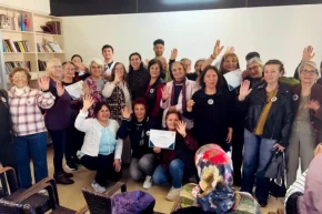 Antalya Muratpaşada 60 yaş üstüne sağlıklı yaşam rozeti