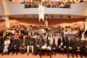 Kayseri Uluslararası Öğrenci Akademisinin açılış dersi Prof. Dr. Altundan