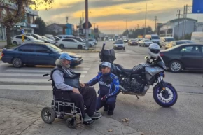 Kocaeli Zabıtasından gönüllere dokunan hareket