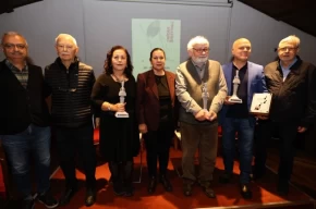 İzmir Mizah Festivali yoğun ilgiyle devam ediyor