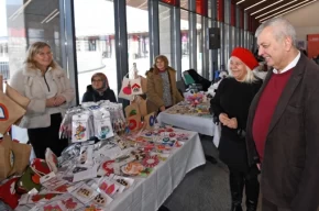 Bursada girişimci kadınların el emeği Osmangazi Meydanında buluştu