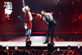 Megastarın sahnesinden Süperstar geçti