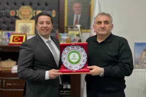 AÇÜ Rektörü Prof. Dr. Aydından Kars Gençlik Spora ziyaret