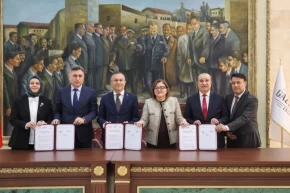 Gaziantepte Türkiyeye örnek sosyal destek... Hastalara refakatçi desteği başlıyor