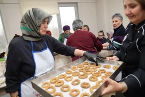 Kocaelide kandil simitleri Saygınlar Kulübünden