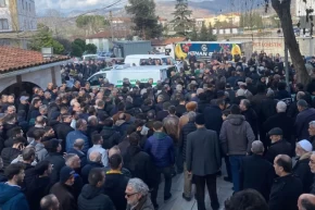 Antalyadaki kazada hayatını kaybeden gençler Bilecikte toprağa verildi