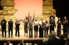 İstanbul Bakırköy Belediye Tiyatrolarından gala coşkusu