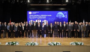 Türk Düşünce Dünyasının Cesur Kalemi Alev Alatlıya BEUNdan Anlamlı Vefa