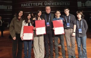 57. TÜBİTAK 2204-A Ankara Bölge Sergisinde Öğrencilerimizden Büyük Başarı: 2 Alanda 3 Derece