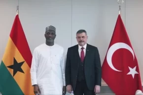 Bakan Çiftçi, Ganalı mevkidaşını ağırladı