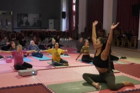 Balıkesir Ayvalıkta yoga kurslarına büyük ilgi