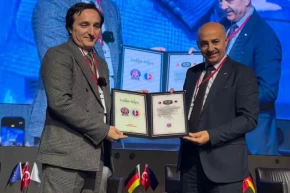 KGK Birleşik Krallık Temsilcisi Vatan Öze büyük onur