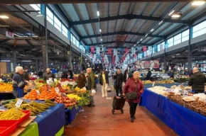 İstanbul Beylikdüzünde pazar atıkları kazandırılıyor