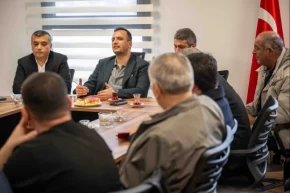 Bornova da Başkan Eşki, muhtarlarla buluştu