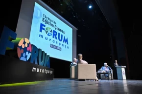Forum Muratpaşa kitabı yayımlandı