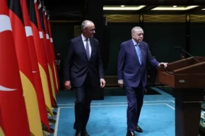 Cumhurbaşkanı Erdoğan, Merz ile İrandaki gelişmeleri görüştü