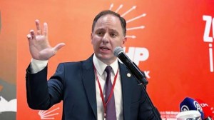 Deniz Yavuzyılmazdan hükümete acil çağrı: “Akaryakıttaki vergileri askıya alın”