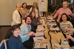 İzmirde kokular iyiliğe yükseldi... Braille kitaplara erişim için özel etkinlik