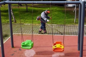 İstanbul Maltepede parklar bayrama hazırlanıyor