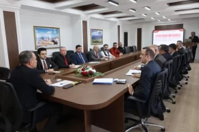 Ağrı Valliliğinde eğitim yatırımlarına yakın mercek