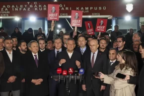 Özgür Özelden Sincan Cezaevinde Tanju Özcana ziyaret