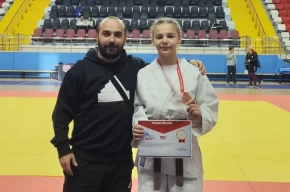 İzmitli Özge Çolak Judoda Türkiye üçüncüsü oldu