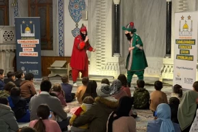 Çocuklar Ramazanı Karagöz ve Hacivat ile öğreniyor