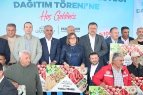 Gaziantepten Nizip çiftçisine dev destek
