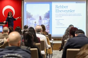 İstanbul Bakırköyde Teknolojik Anneler söyleşisi