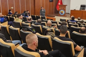 Gölcük Belediyesi personeline trafik bilinci