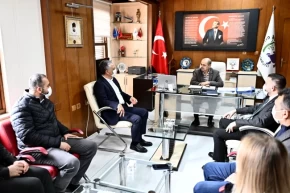 Başkan Uysaldan Gazipaşa Kitap Fuarına ziyaret