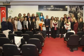 Kadınlar dijital çağda daha fazla yer almalı