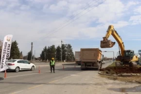 Sanayi sitesine iki adet katlı köprülü kavşak