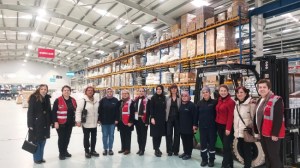 CHP, 8 Martta emekçi kadınları ziyaret etti