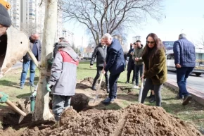 Kayseri Melikgazide bahar fidan dikimiyle geldi