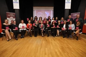 Bakırköyde kadınların kaleminden onsekizİNCİ okurlarla buluştu