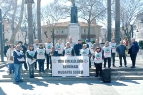 Emekliler Mudanyadan seslendi: Emeklinin yüzü gülmeden bayram gelmez