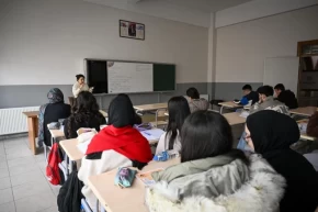 Malatyada gençlerin üniversite hedefine Büyükşehir desteği