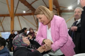 Kocaeli İzmitte yüzlerce kişi aynı sofrada buluştu