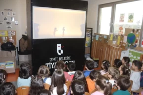 Gülümse Çocuktan miniklere Karagöz–Hacivat sürprizi