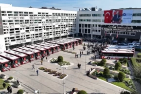 Antalya Büyükşehirden toplu taşıma filosuna 19 yeni otobüs