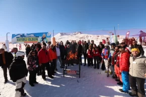 Memduh Büyükkılıçtan Erciyese çifte müjde