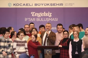 Kocaeli Büyükşehir den özel bireylerle iftar