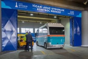 İzmirde ticari araçlar bu merkezden deteyalı denertleniyor