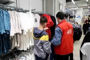 Konya Karatay Gençlik Meclisinden çocuklara bayram sürprizi